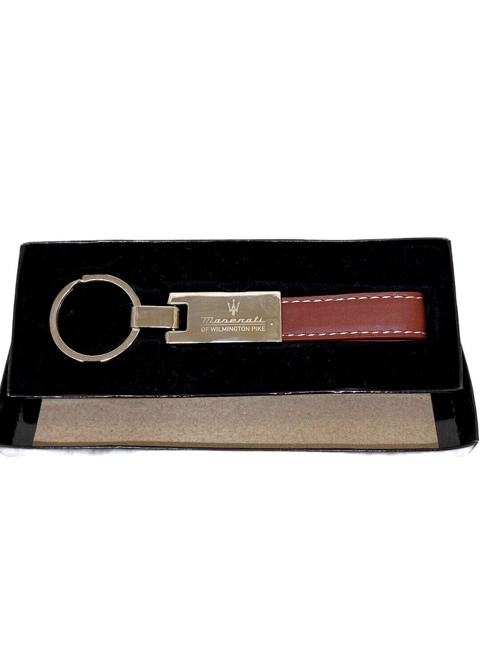 Maserati of Wilmington Pike Leather Keychain with Metal Accent